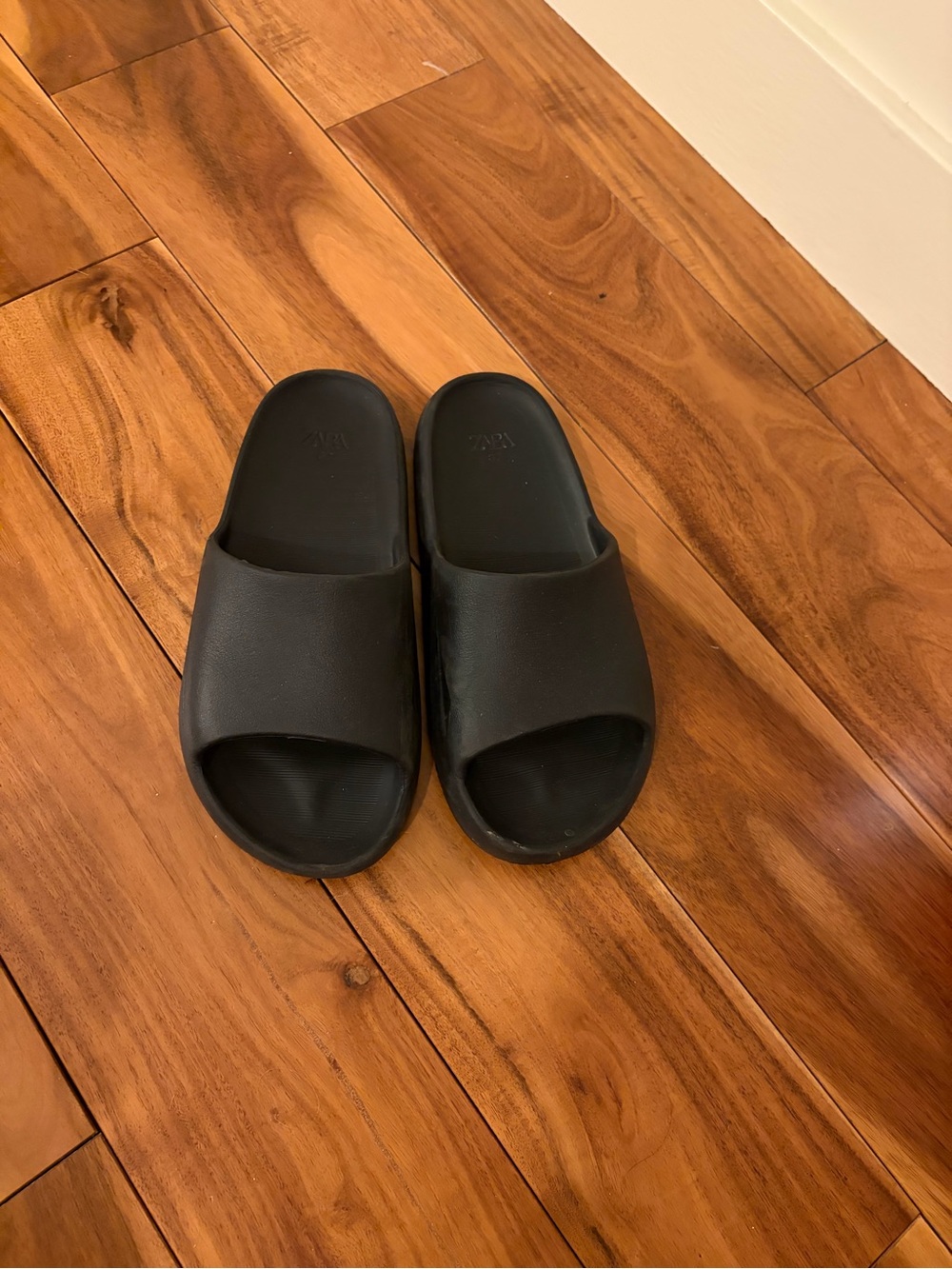 Zara Black Kids Slide Sandals